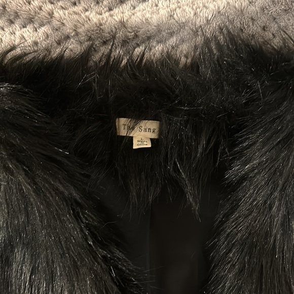 Faux Fur Moto Cropped Vest - Picture 2 of 3